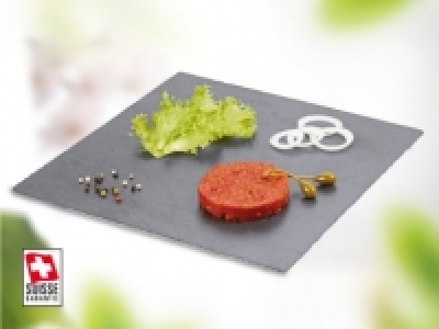Beef-Tatar aus feinstem Schweizer Rindfleisch und schmackhafter Sauce