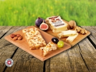 Schweizer NusskaÌˆse/ FruchtkaÌˆse