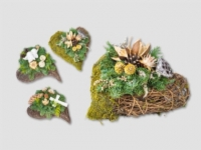 Urnengestecke in Herzform (ab 29.10.)