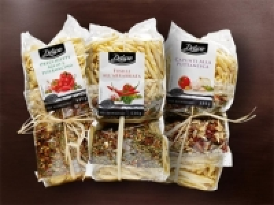 Nudeln mit Gew&uuml;rzbeutel