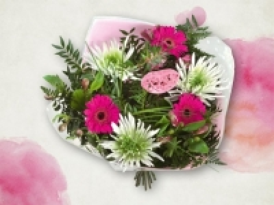 Valentinstagstrauss mit Herz (ab 12.2) CHF&nbsp;12.99