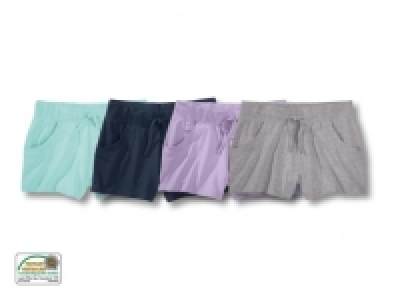 Hotpants1