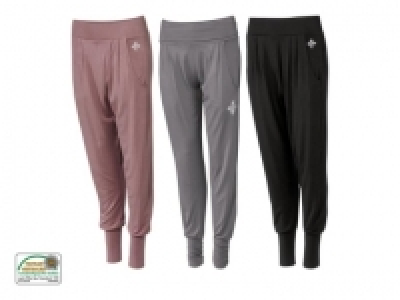 Yoga-Hose1