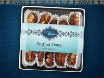 Gef&uuml;llte Datteln mit Walnusskernen