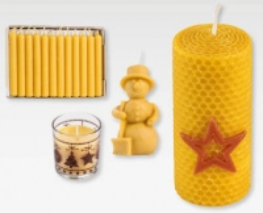 Weihnachtliche Bienenwachskerze