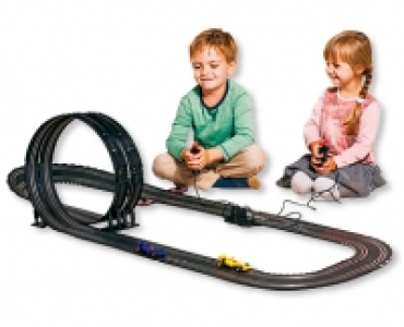 CARRERA&reg; Autorennbahn