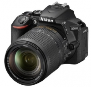 Nikon D5600 18-105mm VR Tasche/SD