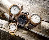 Aldi Suisse  SEMPRE Holz-Armbanduhr