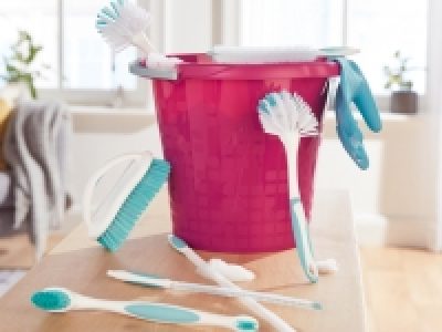 Reinigungsb&uuml;rsten CHF&nbsp;3.99