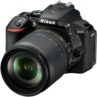 Melectronics  Nikon D5600 18-105mm VR inkl. Tasche + SpeicherkarteSpiegelreflexkamer