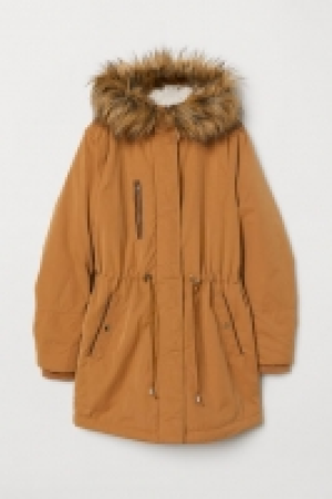  Wattierter Parka mit Kapuze CHF 69.95