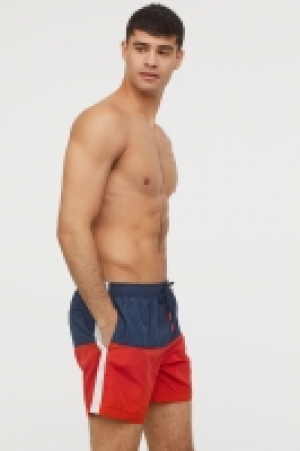  Badeshorts CHF 17.95