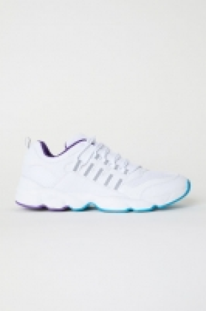  Sneaker aus Mesh CHF 31.95