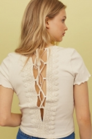  Shirt mit Schnürung CHF 12.95