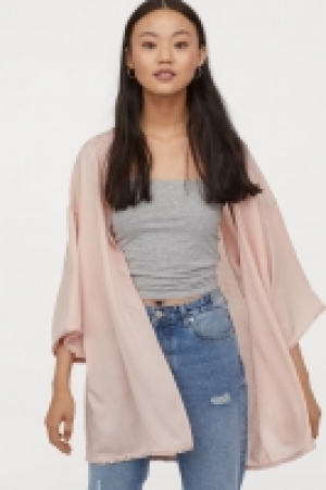  Poncho mit Pomponborte CHF 14.95
