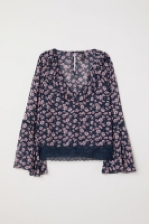  Bluse mit V-Ausschnitt CHF 27.95
