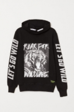  Sweatshirt mit Tunnelkragen CHF 10.95