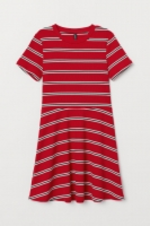  Gemustertes Jerseykleid CHF 7.95