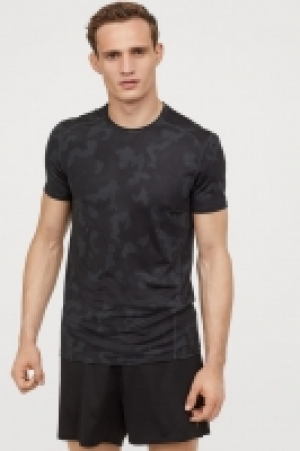  Sportshirt mit Kurzarm CHF 10.45