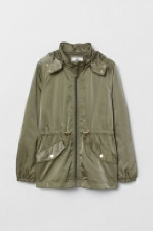 Parka mit Kapuze CHF 18.45