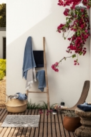  Gemusterte Badematte CHF 14.95