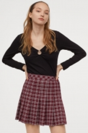  Shirt mit V-Ausschnitt CHF 7.95