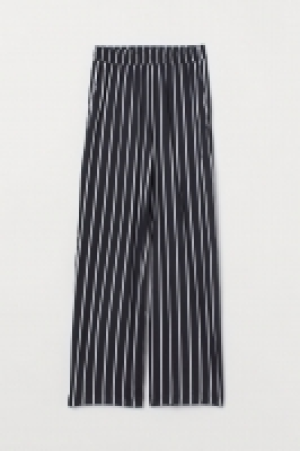  Weite Hose CHF 5.95