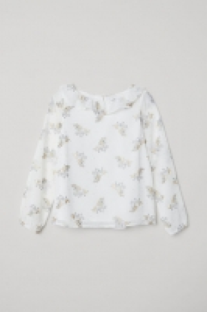  Bluse mit Volantkragen CHF 10.95