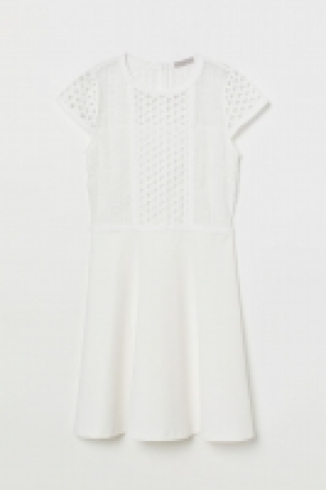  Kleid mit Spitzeneinsätzen CHF 30.45