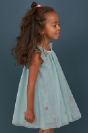  Tüllkleid mit Stickereien CHF 17.95