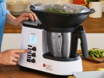 Küchenmaschine mit Kochfunktion