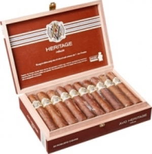 Denner  Avo Heritage Robusto