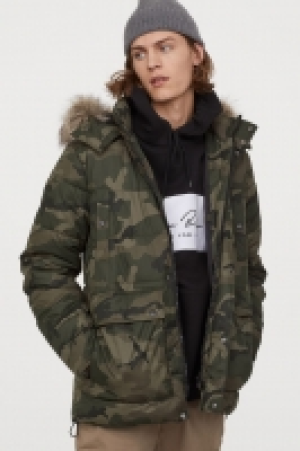  Wattierte Jacke mit Kapuze CHF 70.95
