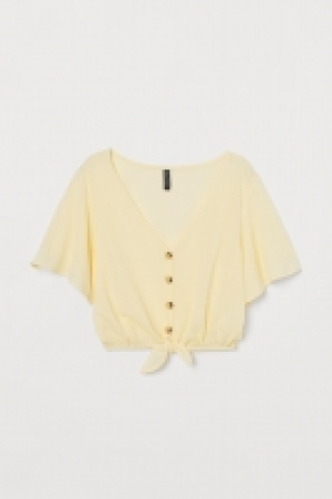  Kurzshirt mit Bindedetail CHF 12.95