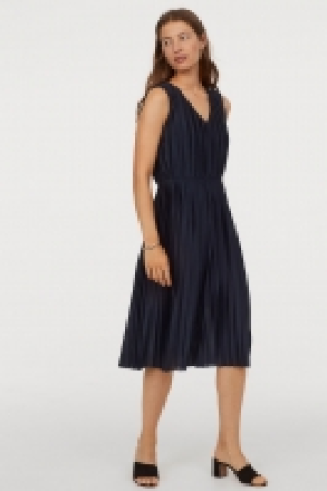  Plissiertes Kleid CHF 22.95