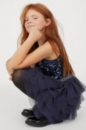  Tüllkleid mit Pailletten CHF 20.95