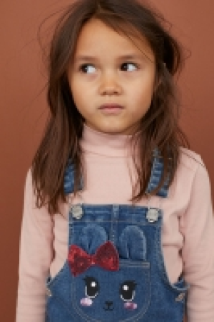  Latzjupe aus Denim CHF 14.95