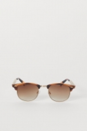  Sonnenbrille CHF 5.95