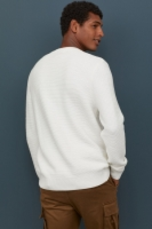  Pullover in Strukturstrick CHF 19.95