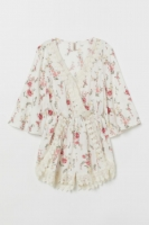  Jumpsuit mit Spitze CHF 23.95