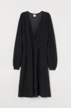  Jerseykleid mit V-Neck CHF 25.95