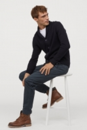  Cardigan mit Schalkragen CHF 33.95