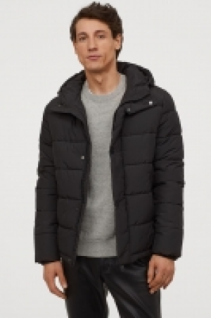  Wattierte Jacke mit Kapuze CHF 56.95