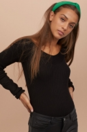  Pullover mit V-Ausschnitt CHF 14.95