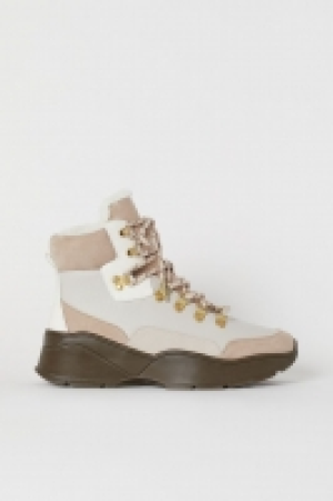  Sneaker mit Teddyfutter CHF 41.95