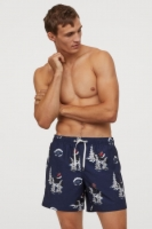  Kurze gemusterte Badeshorts CHF 7.95