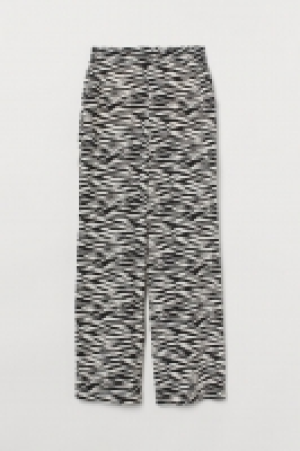  Weite Schlupfhose CHF 9.95
