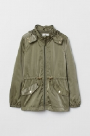  Parka mit Kapuze CHF 18.45