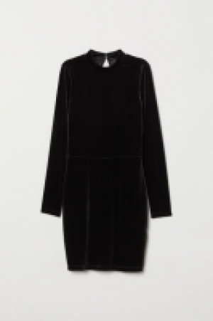  Figurbetontes Kleid CHF 14.95