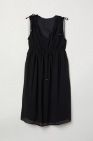  MAMA Kleid mit V-Ausschnitt CHF 29.95